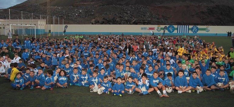 Más de 1.800 niños y jóvenes participaron en la presentación de las Escuelas Deportivas de Teguise
