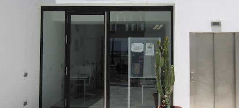 Mesa redonda para abordar la realidad de la violencia de género en Lanzarote