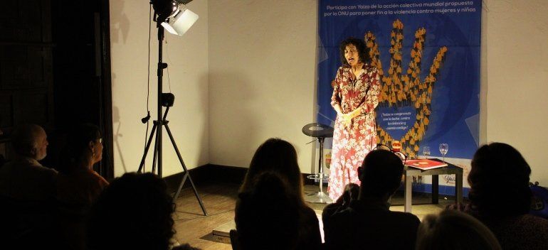 Isabel Cabrera puso su sello intimista al programa Únete Yaiza con su Brindo por las mujeres