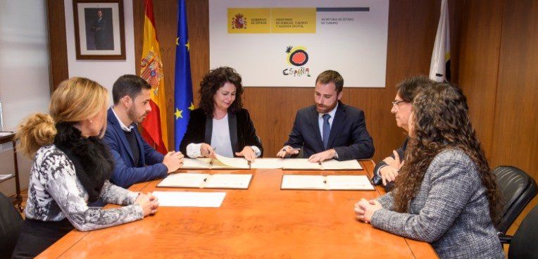 Gobierno Central y Autonómico firman la inversión de 8 millones de euros para 13 obras turísticas