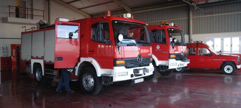 Los bomberos atienden varias emergencias por el mal tiempo en Lanzarote