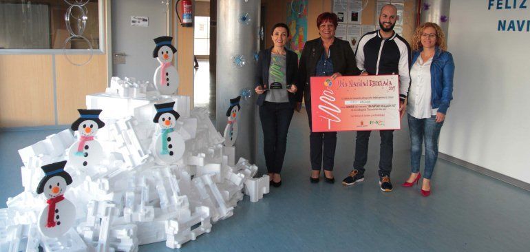 El CEO Argana y el CEIP Playa Honda obtienen los primeros premios del concurso Una Navidad Reciclada 