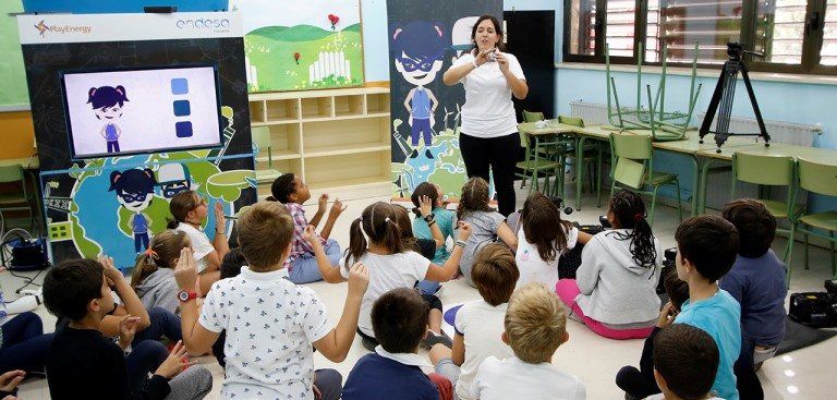 The Endesa Foundation's PlayEnergy workshop arrives in Lanzarote classrooms
