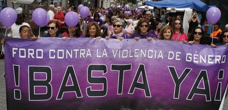 El Foro contra la Violencia de Género de Lanzarote se manifiesta bajo el lema "Basta Ya"