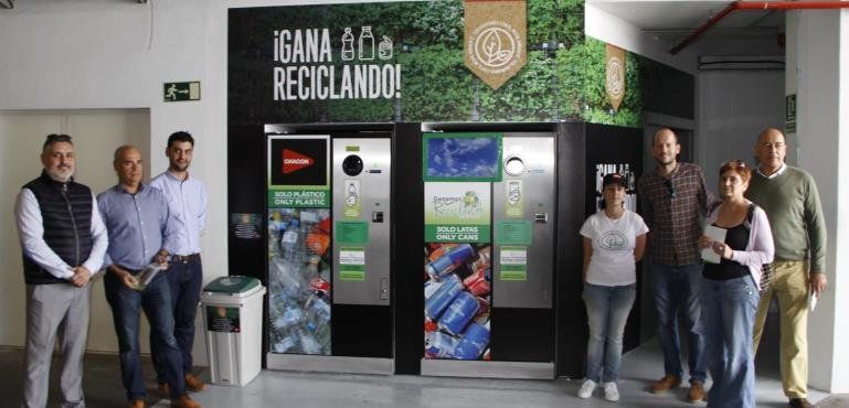 Chacón, primera empresa de Lanzarote que premia el reciclaje
