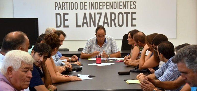 El PIL rechaza la decisión "unilateral" de sus concejales  en Arrecife de cesar a sus asesores