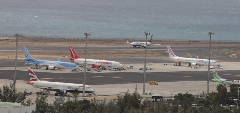 Las compañías programan más de 5, 2 millones de asientos en el aeropuerto de Lanzarote para el verano