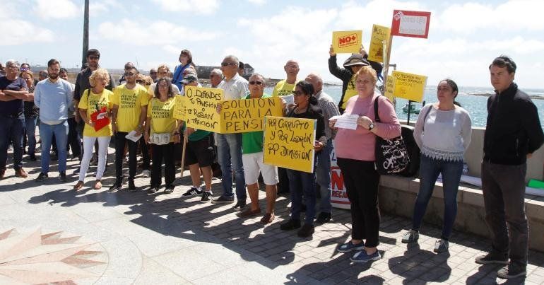 La Plataforma 'Por unas pensiones dignas' vuelve a salir a la calle en Arrecife