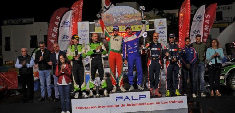 Xevi Pons y Diego Sanjuan ganan el Rallye de Tierra Isla de los Volcanes-Trofeo Naviera Armas