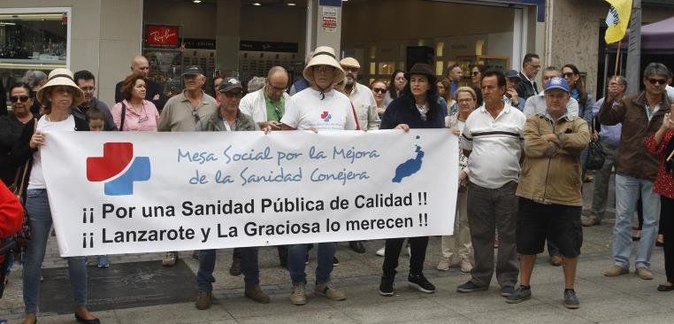 Lanzarote se une a las concentraciones en Canarias por una "sanidad digna"