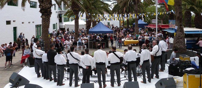 San Bartolomé celebró el Día de Canarias "con una gran participación vecinal"