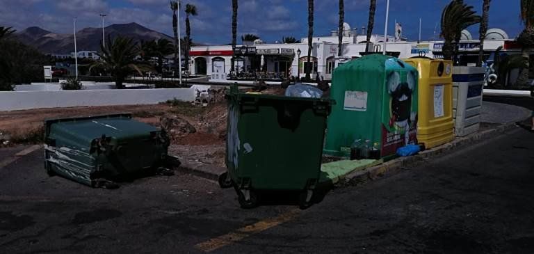 Ciudadanos pide que se instale un contenedor de residuos contaminantes en Playa Blanca