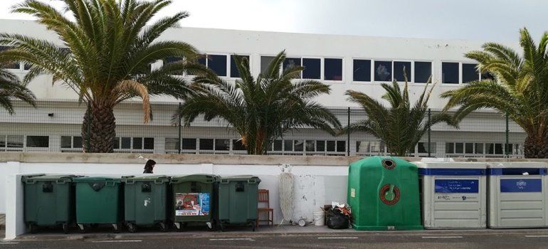 Cs pide a San Bartolomé que mejore el tratamiento de residuos y sustituya los contenedores "obsoletos"