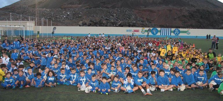 El Ayuntamiento de Teguise ingresa 300.000 euros a las escuelas deportivas del municipio
