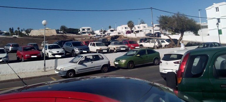 Cs pide al Ayuntamiento "celeridad" para solucionar la falta de aparcamientos en Puerto del Carmen