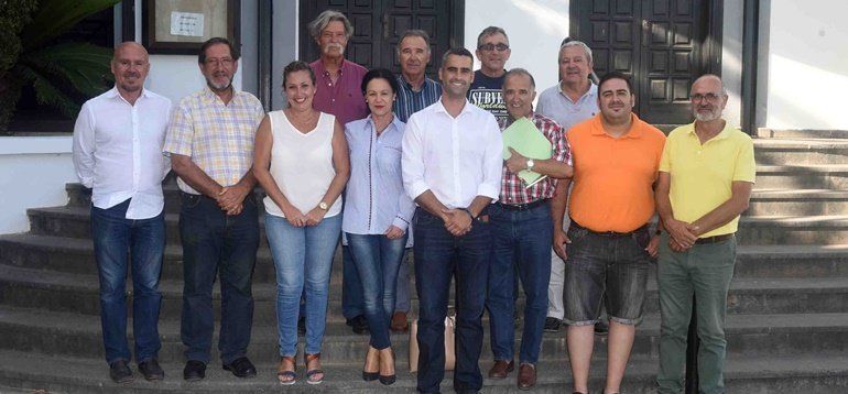 San Bartolomé reúne a los distintos municipios para informar de la entrega de las becas de Luis Ramírez