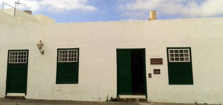 Ciudadanos denuncia el cierre de la biblioteca municipal de Teguise en agosto