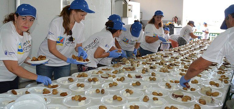 Puerto del Carmen presume de haber acogido "el sancocho más multitudinario de Canarias"