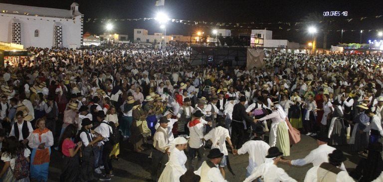 El baile del romero cerró la jornada de romería de Los Dolores