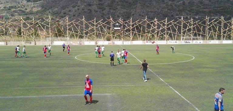 Excesivo castigo para la UD Lanzarote ante el Villa Santa Brígida  ( 3-1)