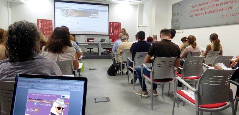 La Cámara imparte cursos para la adaptación del pequeño comercio de Lanzarote a la era digital