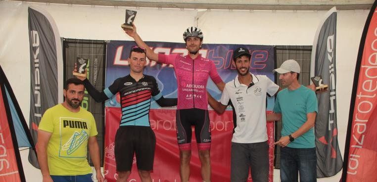 Fabián Molina y Lena Bernstsson, ganan el MTB-XC Rally Los Dolores