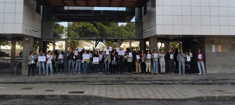 La huelga de funcionarios de Justicia deja "un Juzgado cerrado"  en Lanzarote y el resto "con servicios mínimos"