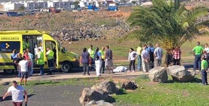 Fallece un motorista tras sufrir una caída en Arrecife