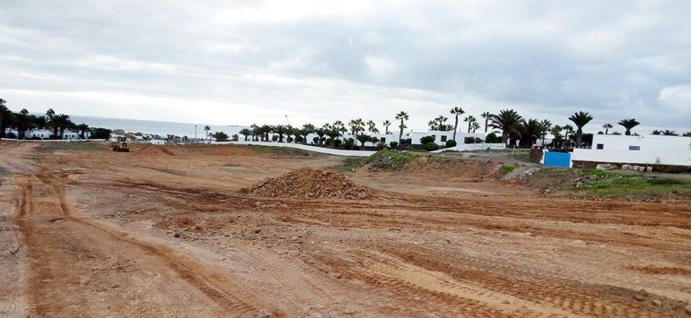 Arrancan los trabajos del Parque Atlántico de Playa Blanca, que deberá estar construido en cuatro meses