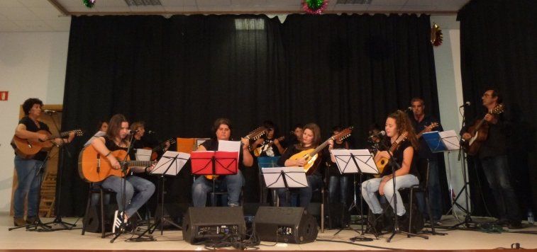 La  Agrupación Folclórica Guagime celebró el "IV Recital de Villancicos - Regalemos Sonrisas"