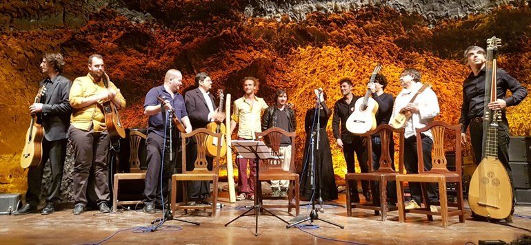 El Festival Internacional 'Guitarras en Haría' se clausura con un concierto en la Cueva de los Verdes