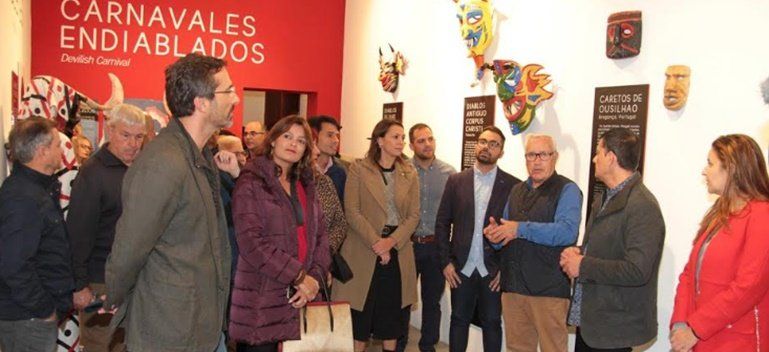 La Casa Amarilla acoge la exposición 'Buches & Diabletes', un paseo por el Carnaval tradicional