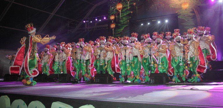 Las murgas regresarán al concurso del Carnaval de Arrecife en febrero de 2023. En la imagen, Los Tabletúos durante una de sus actuaciones