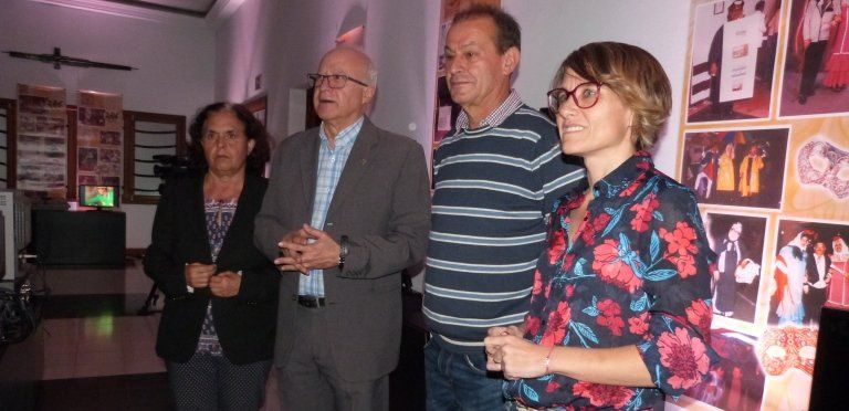 La Democracia acoge la exposición "Carnaval de Arrecife Años 80 y 90" de Rafael Medina