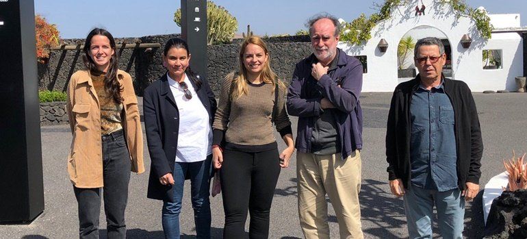 Noemí Santana se reúne con la FCM tras los polémicos comentarios de miembros de Podemos en Lanzarote