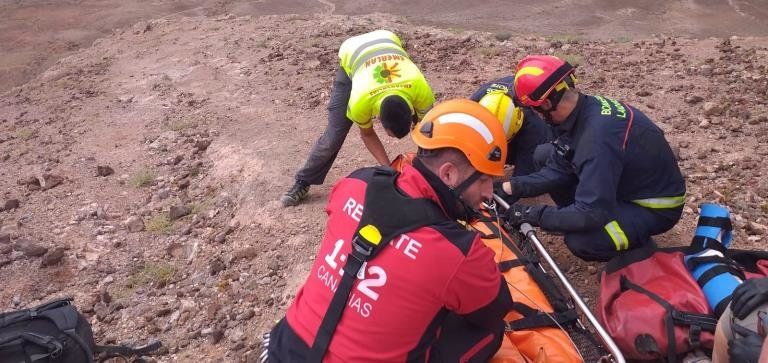Rescatada en helicóptero una senderista herida tras caerse en la montaña de Tinaguache