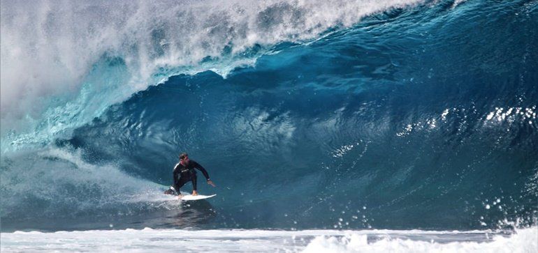 El surfista Manuel Lezcano reclama que Lanzarote proteja sus olas surfeables
