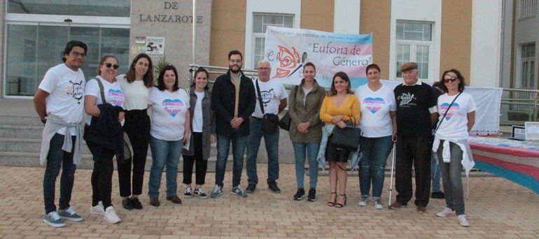 El colectivo transexual en Lanzarote reivindica "el derecho de los niños a vivir plenamente su identidad"