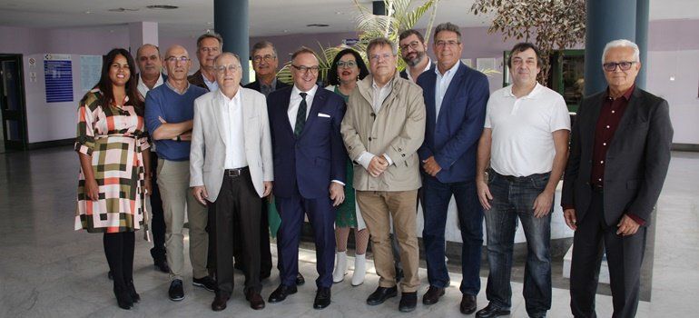 El Hospital Molina Orosa celebra sus 30 años con un homenaje a los profesionales
