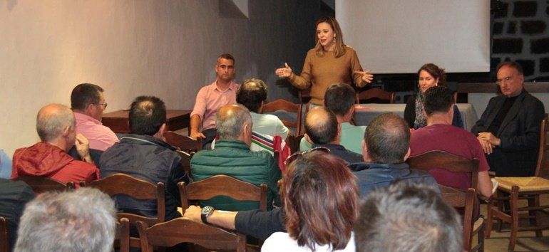 El PSOE apuesta por alcanzar la "paz social" en los Centros y mejorar su conservación