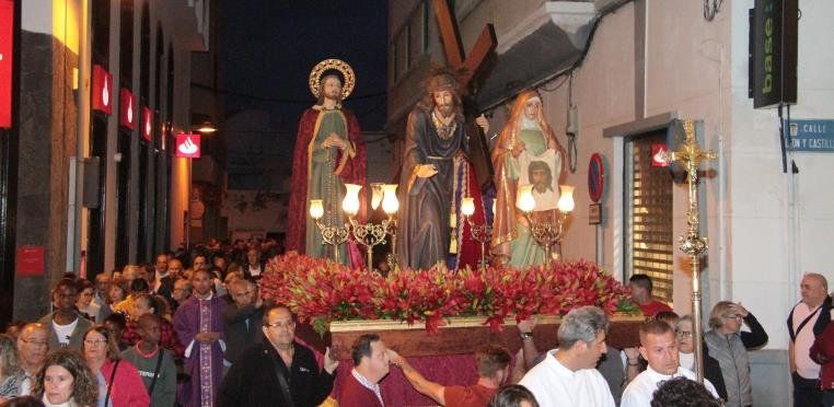 Arrecife acoge la Procesión del Santo Encuentro