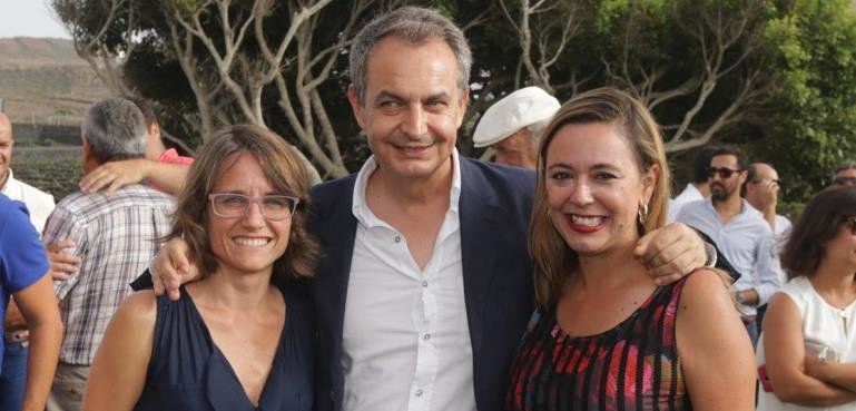 Zapatero apoya con su presencia la campaña del PSOE