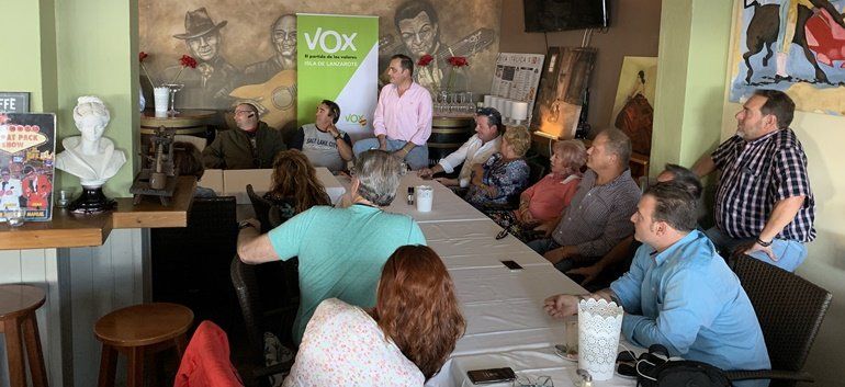 Vox presenta candidaturas al Cabildo y a los ayuntamientos de Arrecife, Teguise, Tías y Yaiza