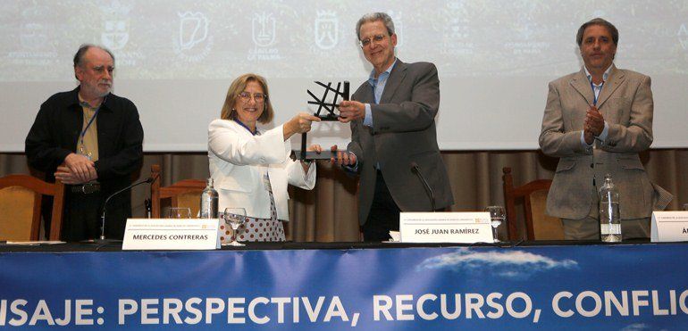 La Asociación Canaria de Derecho Urbanístico entrega su premio anual a título póstumo a César Manrique