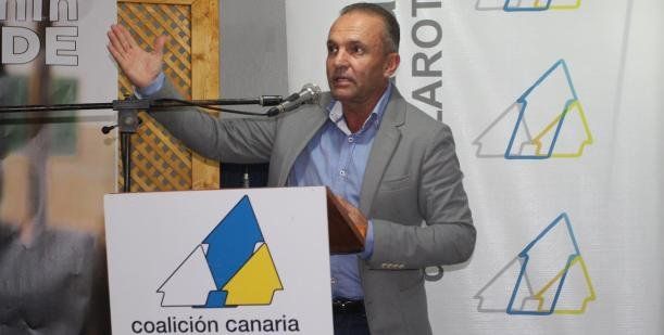 El alcalde de Tinajo, Jesús Machín, en un acto de Coalición Canaria