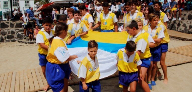 Yaiza rinde tributo a Canarias y su gente