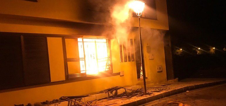 Un incendio calcina una vivienda de Argana Alta