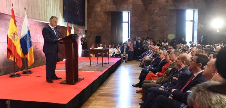 Angel Víctor Torres toma posesión como nuevo presidente de Canarias
