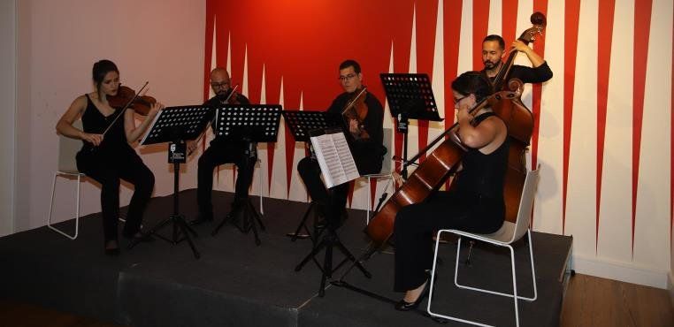La Casa de la Cultura Agustín de la Hoz acogió el concierto "Aires de la otra Orilla"