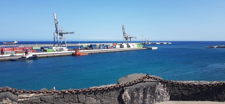 Adjudicadas nuevas obras de mejora en el muelle de contenedores de Arrecife por 247.346 euros
